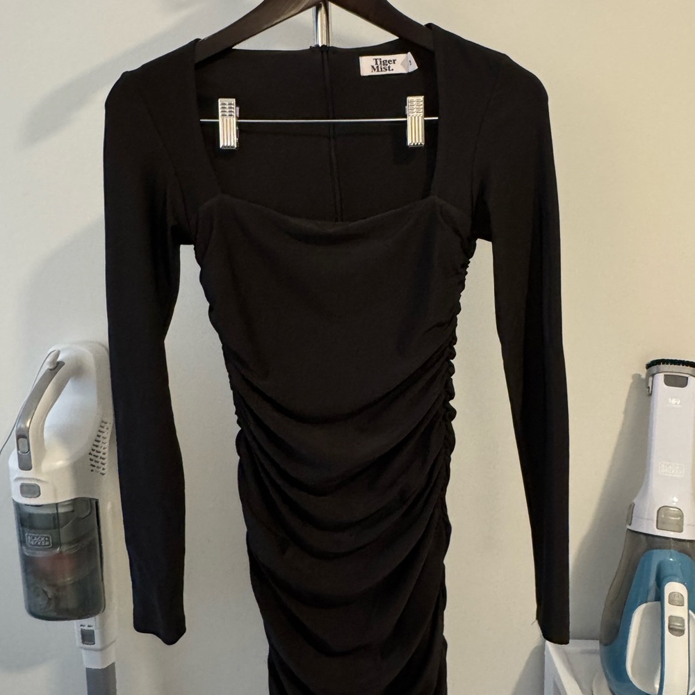 Tiger Mist Black Long Sleeve Ruched Dress